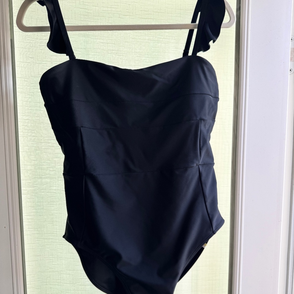 Summersalt Ruffle Oasis in Sea Urchin